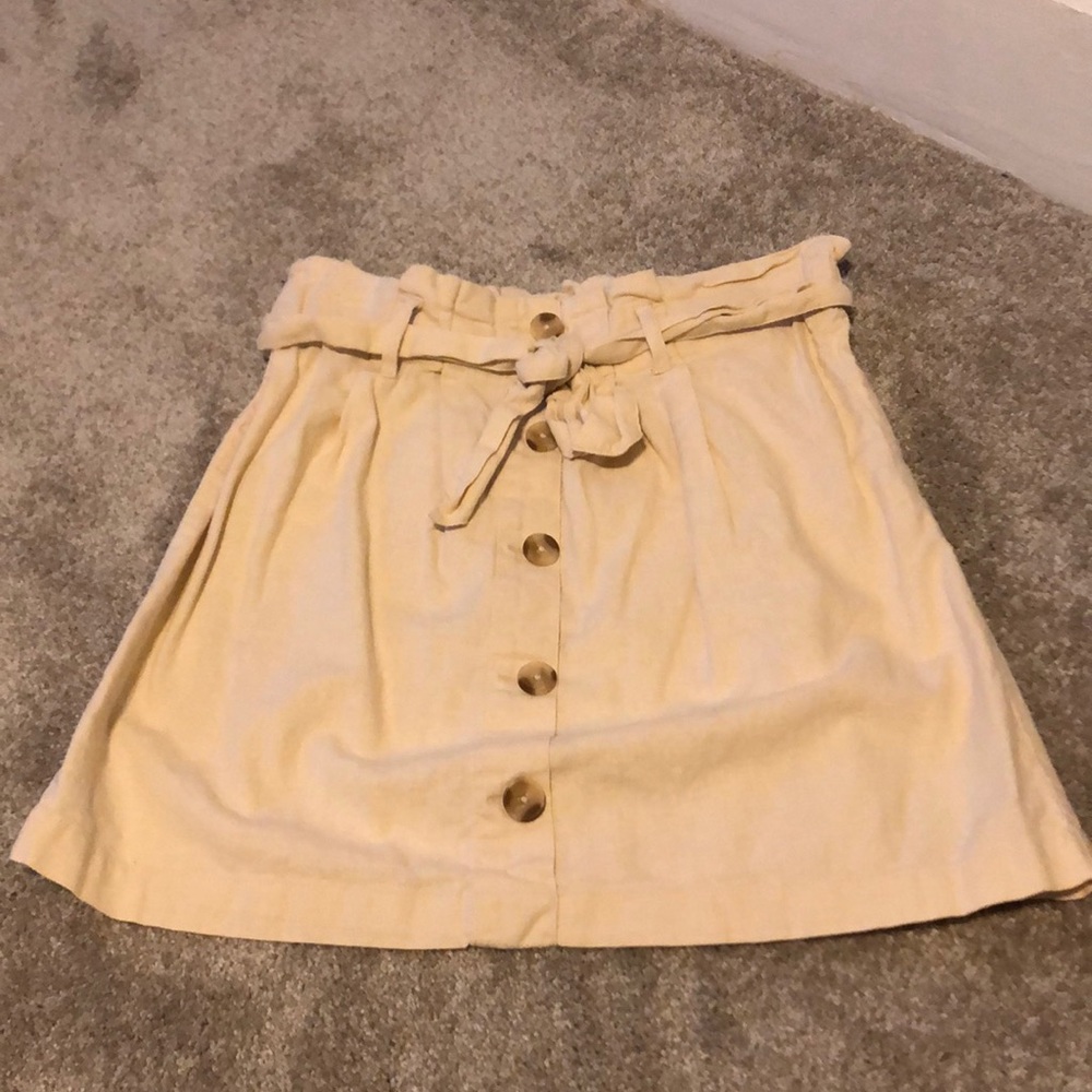 Cream colored Paperbag skirt. Worn once!!